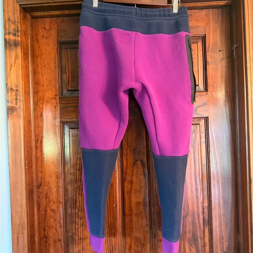 Nike Purple Jogger Pants - Picture 2 of 3